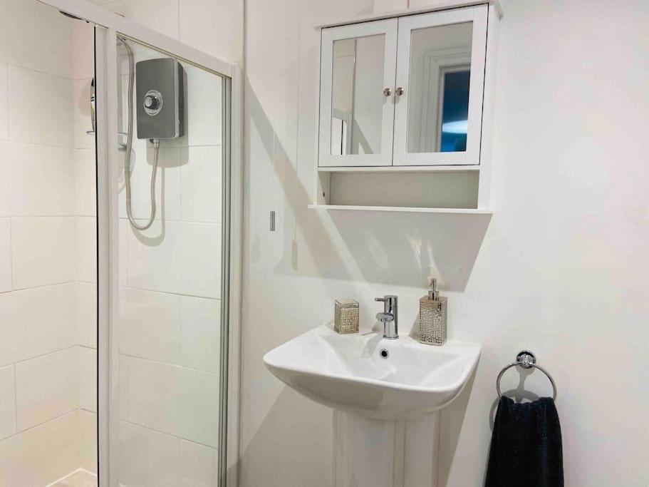 The Mill Stylish Rural Apartment With Beautiful Views Welsh Newton Common Kültér fotó